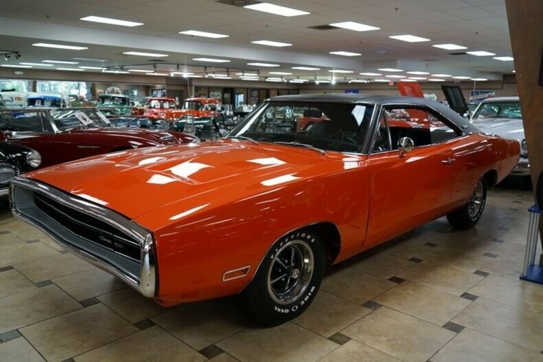 1970 Dodge Charger 500 Hemi Orange 383C.I. Heavy Duty 4-Speed Manual 1970 Dodge Charger 500