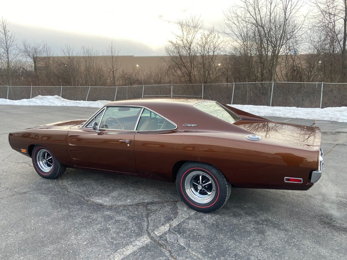 1970 Dodge Charger - photo 8