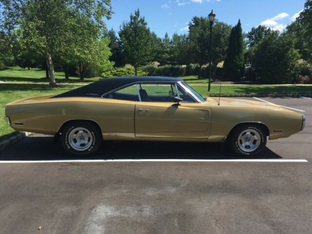 1970 Dodge Charger 500 with 440 motor 1970 Dodge Charger 500