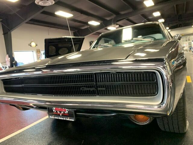 1970 Dodge Charger - photo 2