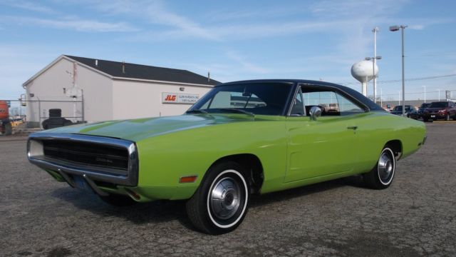 1970 Dodge Charger California survivor 1970 Dodge Charger with black vinyl roof