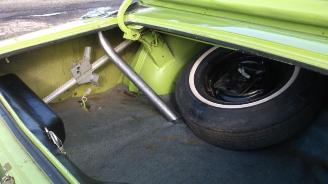 1970 Dodge Charger with black vinyl roof - photo 12