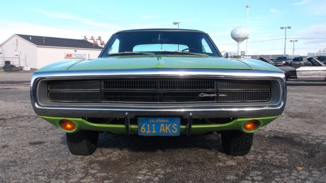 1970 Dodge Charger with black vinyl roof - photo 6