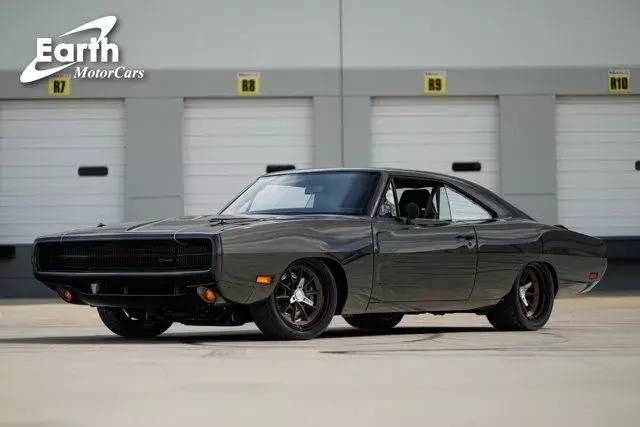 1970 Dodge Charger Full Carbon Fiber Custom 6.2L Hellcrate Restomod 320 Miles Fu 1970 Dodge Charger Full Carbon Fiber Custom 6.2L Hellcrate Restomod