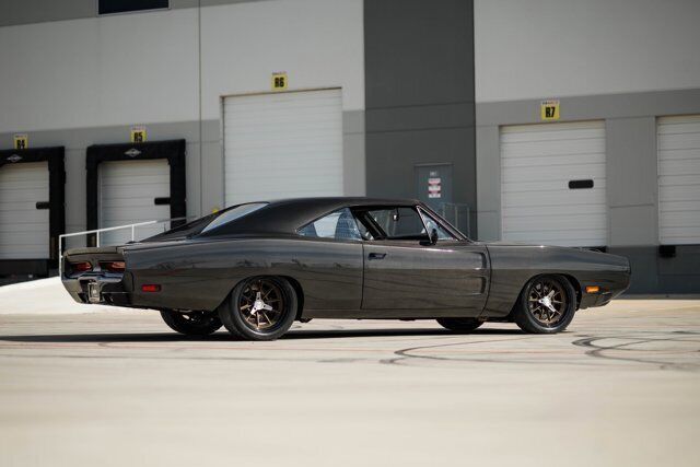 1970 Dodge Charger Full Carbon Fiber Custom 6.2L Hellcrate Restomod - photo 10