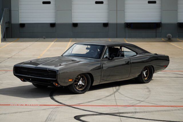 1970 Dodge Charger Full Carbon Fiber Custom 6.2L Hellcrate Restomod - photo 3
