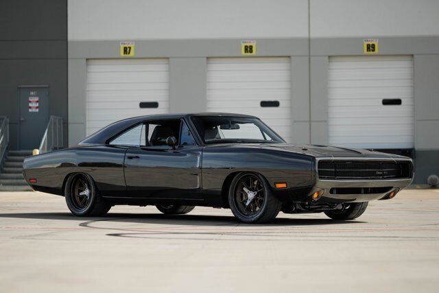1970 Dodge Charger Full Carbon Fiber Custom 6.2L Hellcrate Restomod - photo 4