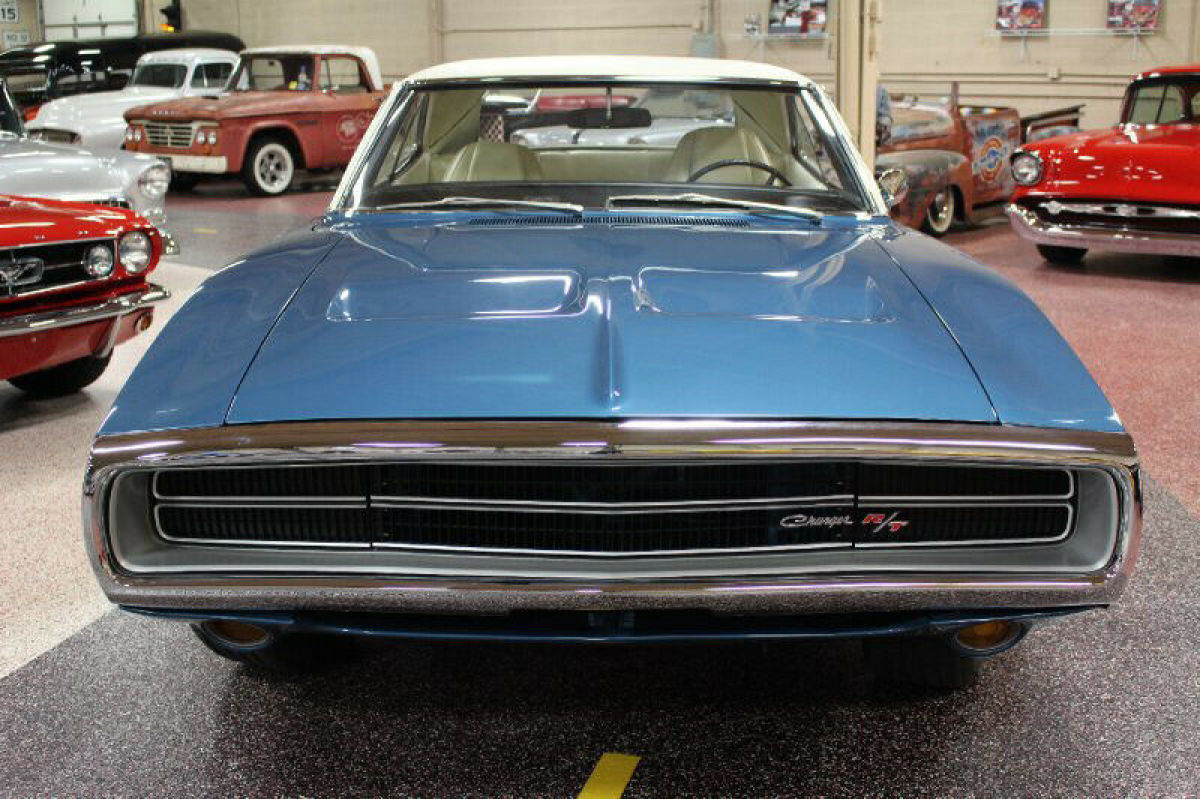1970 Dodge Charger R/T 440 - photo 2