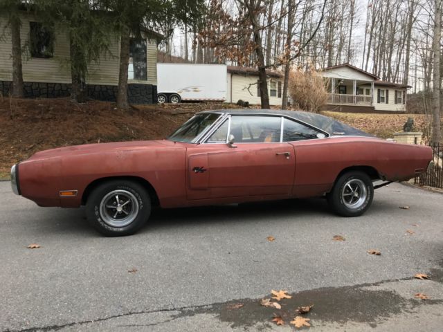 1970 Dodge Charger R/T 440 375 HP Survivor Dark Burnt Orange Runs and Drives 1970 Dodge Charger