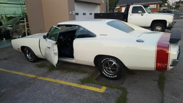 1970 Dodge Charger R/T, 440 MAGNUM, ALL ORIGINAL, 90,100 MILES 1970 Dodge Charger R/T