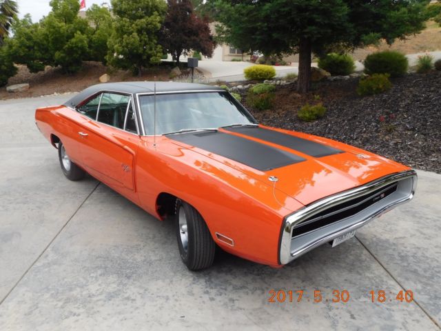 1970 Dodge Charger R/T - photo 2
