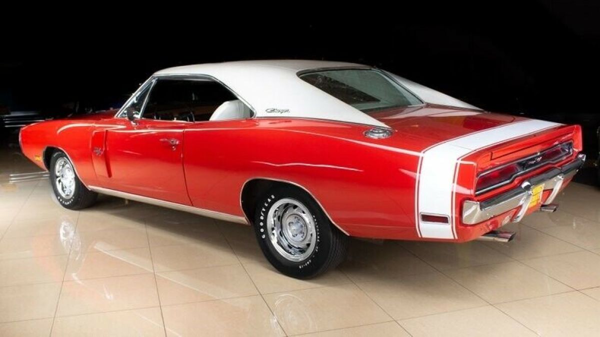 1970 Dodge Charger R/T - photo 3