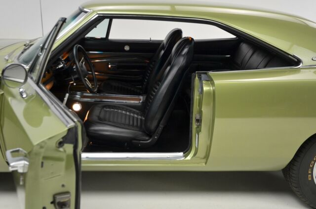 1970 Dodge Charger Scatpack Coupe - photo 12