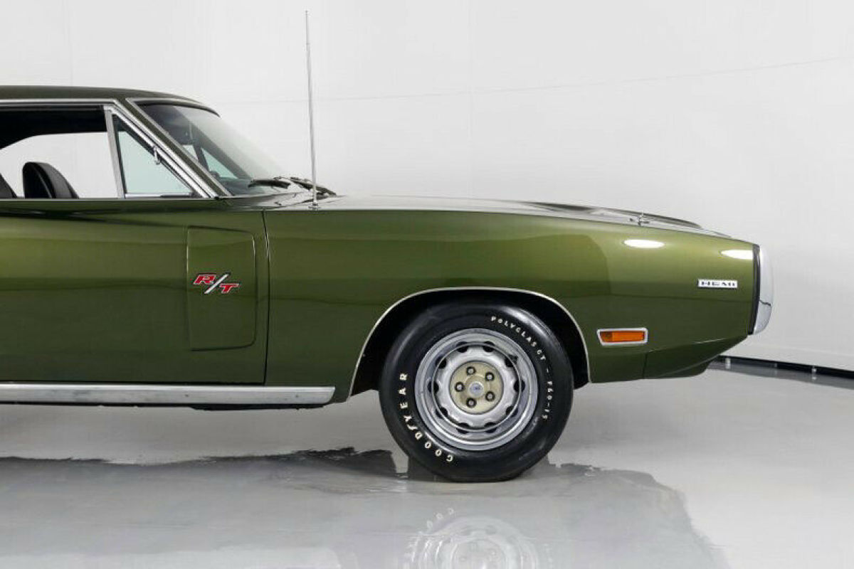 1970 Dodge Charger RT/SE Hemi - photo 13