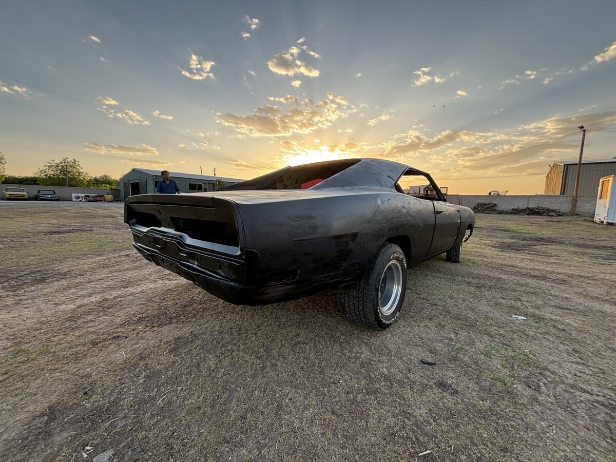 1970 Dodge Charger - photo 2