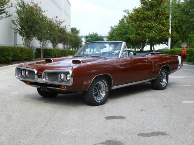 1970 Dodge Coronet R/T trim added - photo 3