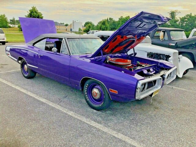 1970 Dodge Coronet Super Bee, Plumb Crazy Purple, 440 Six Pack, V CODE 100 Miles 1970 Dodge Coronet Super Bee