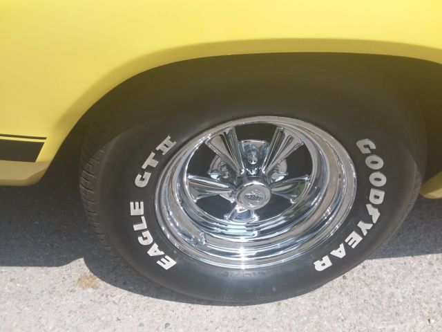 1970 Dodge Coronet Chrome in Excellent Conditioning - photo 3