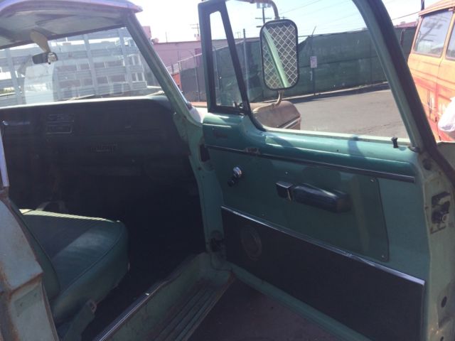 1970 Dodge D200 Adventurer Bright Package - photo 8