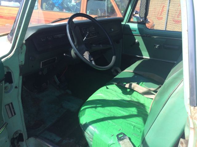 1970 Dodge D200 Adventurer Bright Package - photo 9