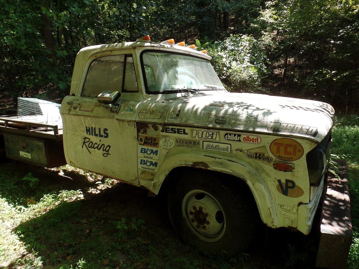 1970 Dodge D300 Ramp Truck, 318, 727 Trans 1970 Dodge D300