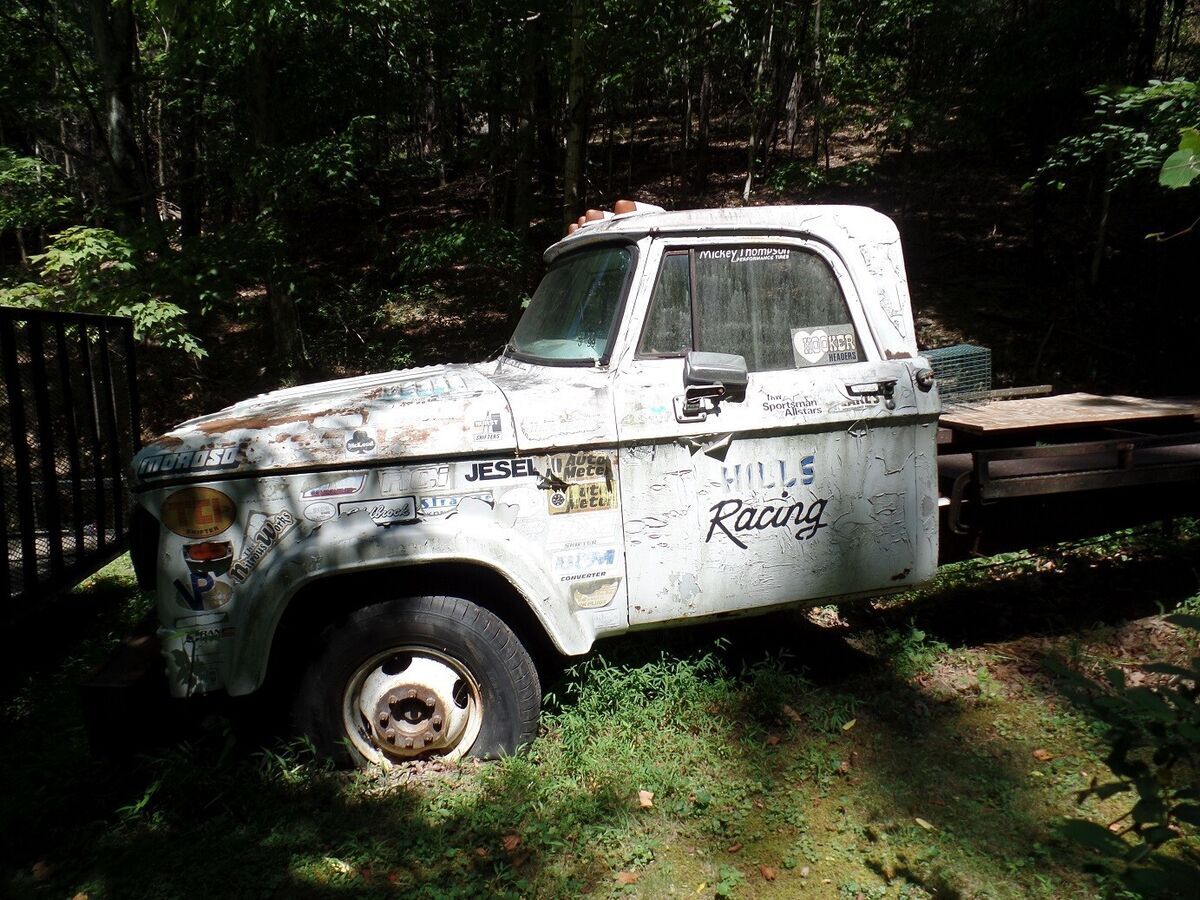 1970 Dodge D300 - photo 3