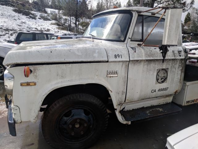 1970 Dodge Other Pickups Flat Bed/ Tilt/ PTO - photo 3