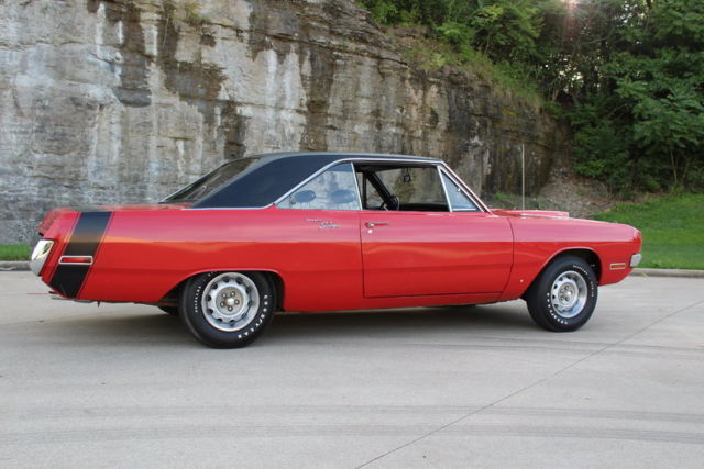 1970 Dodge Dart Swinger - photo 4