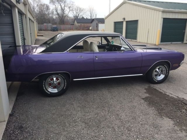 1970 Dodge Dart Swinger - photo 2