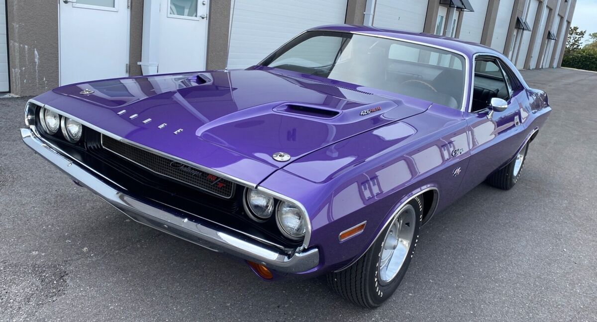 1970 Dodge Challenger - photo 3