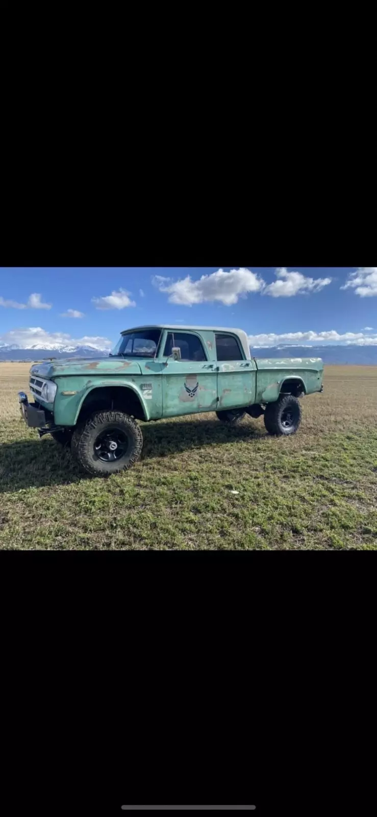1970 Dodge Power Wagon