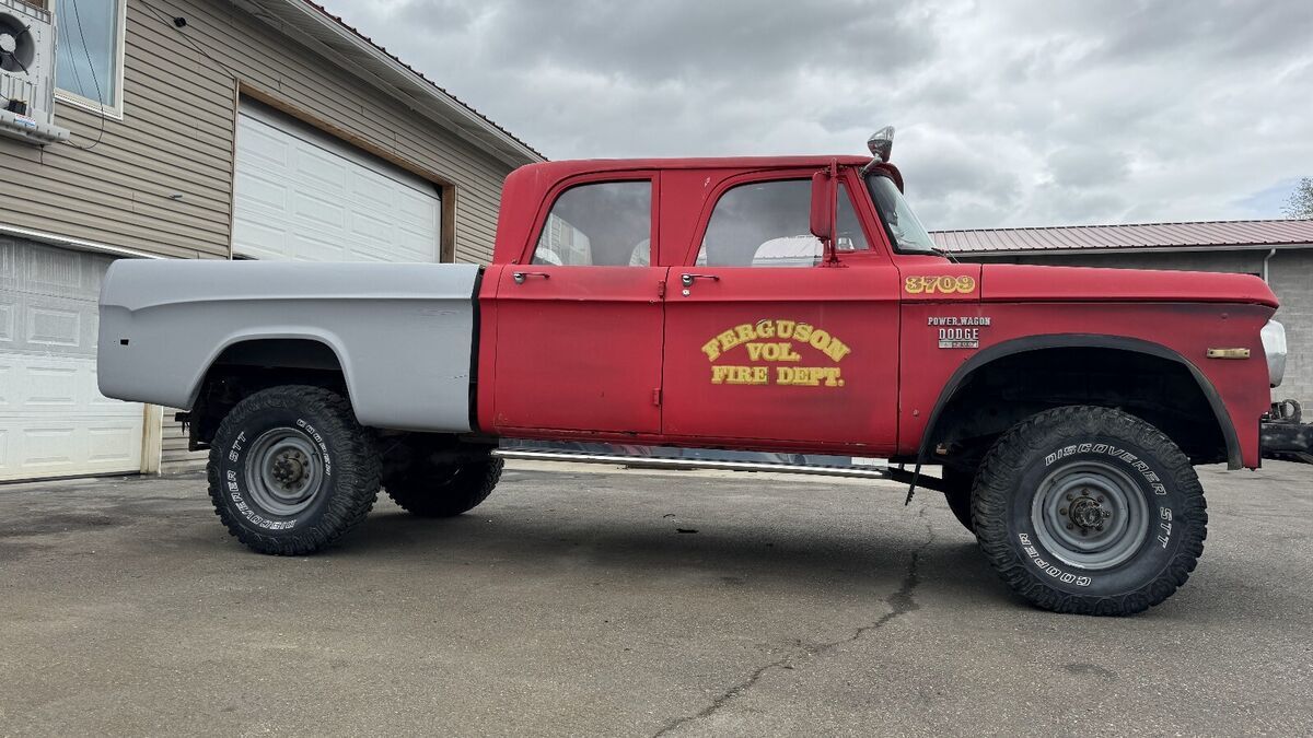 1970 Dodge Power Wagon - photo 12