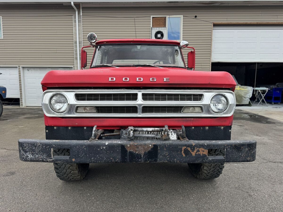 1970 Dodge Power Wagon - photo 3