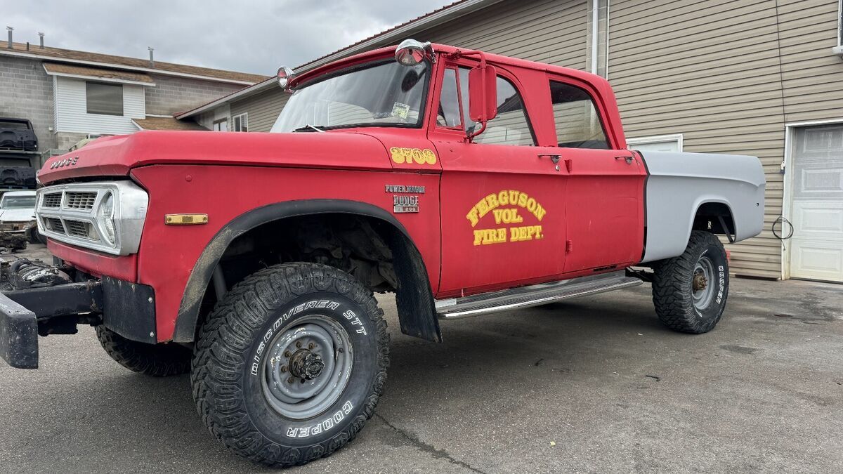 1970 Dodge Power Wagon - photo 6