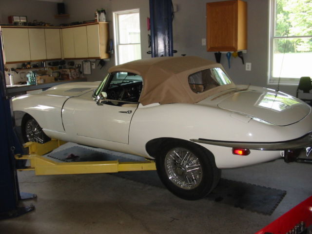 1970 Jaguar E-Type Series II OTS - photo 10