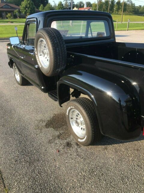 1970 Ford F-100 Flair side - photo 6