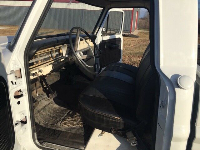 1970 Ford F-250 Custom - photo 10
