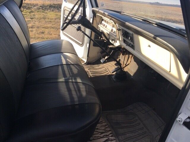 1970 Ford F-250 Custom - photo 9