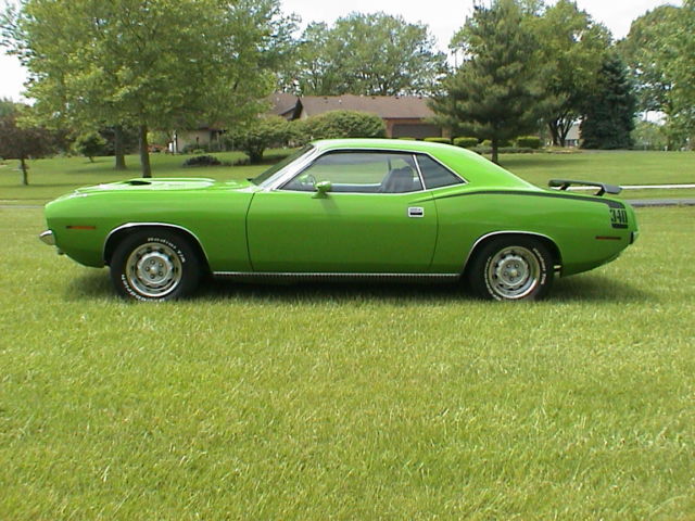 1970 Factory FJ 6 340 4 speed BS23 HOB Sassy Grass/ Go Green 1970 Plymouth Barracuda