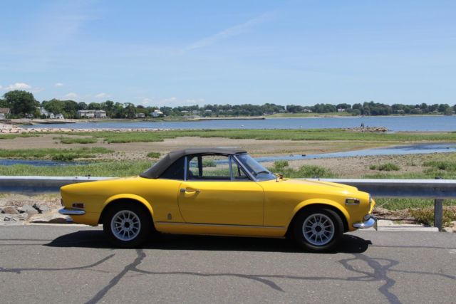 1970 Fiat 124 Spider -- - photo 4