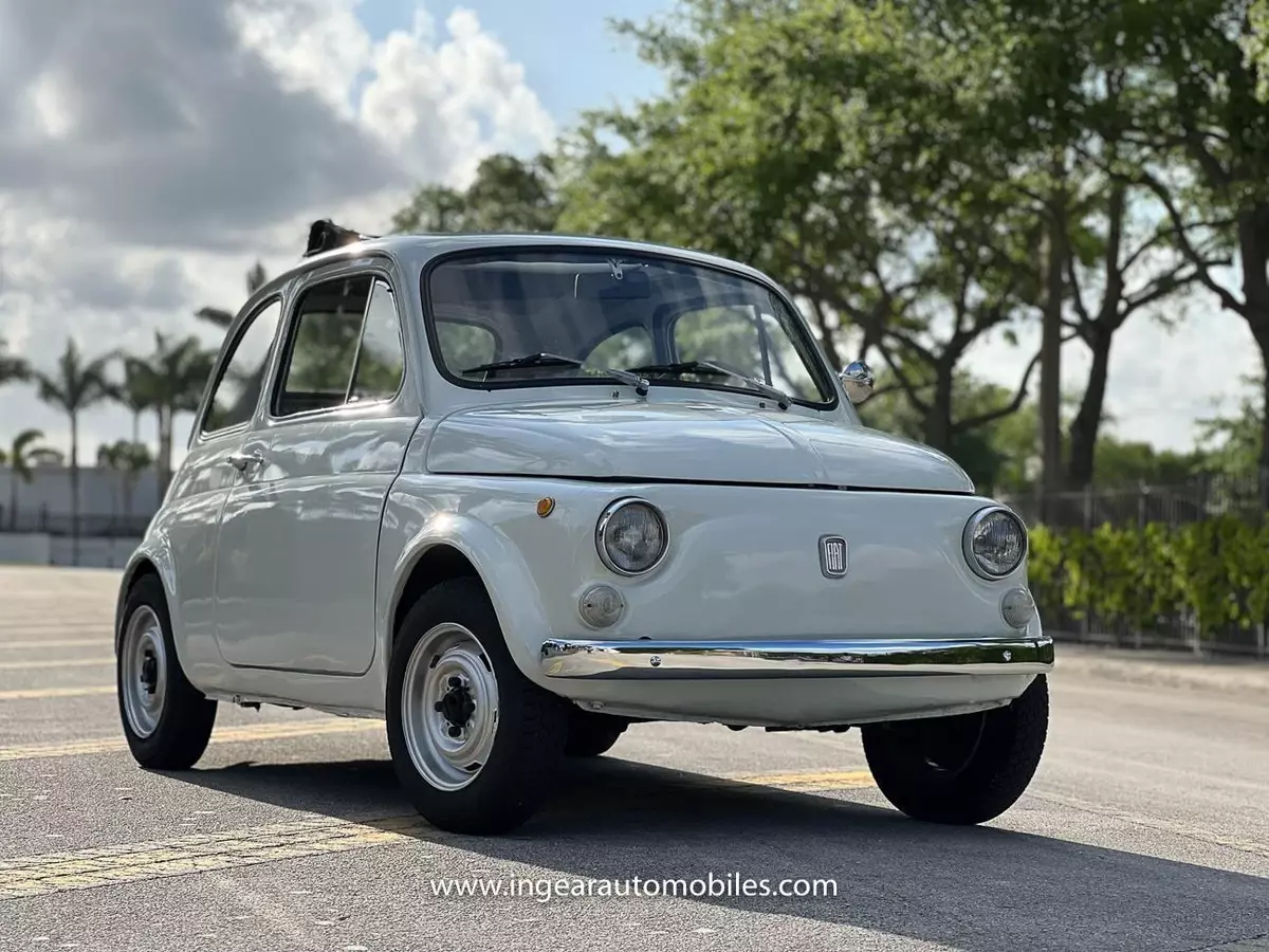 1970 Fiat 500 similar to 600 jolly Mini Cooper 1970 Fiat 500 500 Ragtop 4-spd
