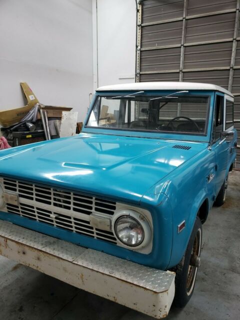 1970 Ford bronco driver bronco. Solid body, No Reserve Runs and drives strong 1970 Ford Bronco