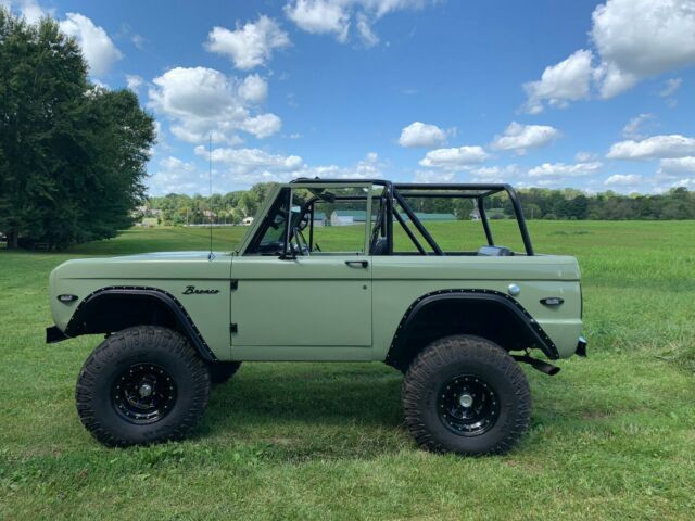 1970 Ford Bronco - photo 10