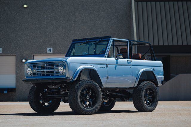 1970 Ford Bronco MAXLIDER Coyote Custom - photo 2