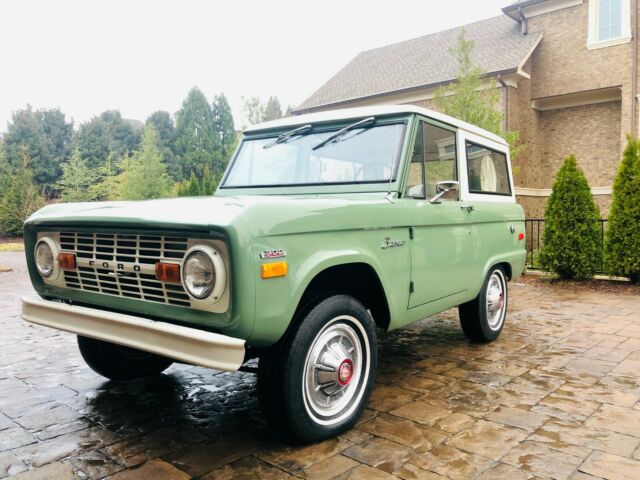 1970 Ford Bronco - photo 2