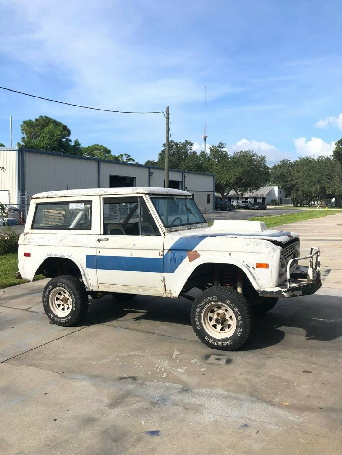 1970 Ford Bronco - photo 2