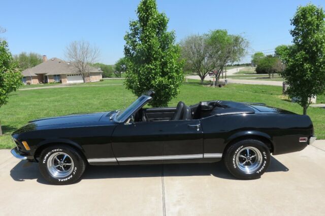 1970 Ford Mustang Convertible - photo 12