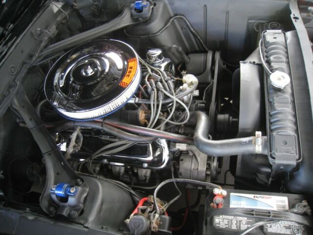 1970 Ford Mustang Convertible - photo 2