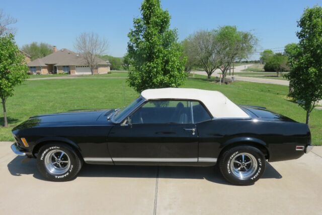 1970 Ford Mustang Convertible - photo 6