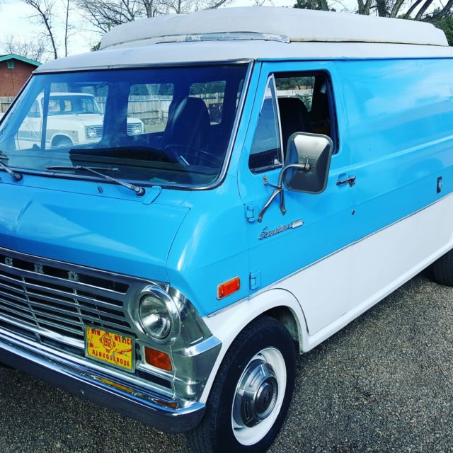 1970 Ford custom Econoline E300 1 ton camper van. 1970 Ford E-Series Van